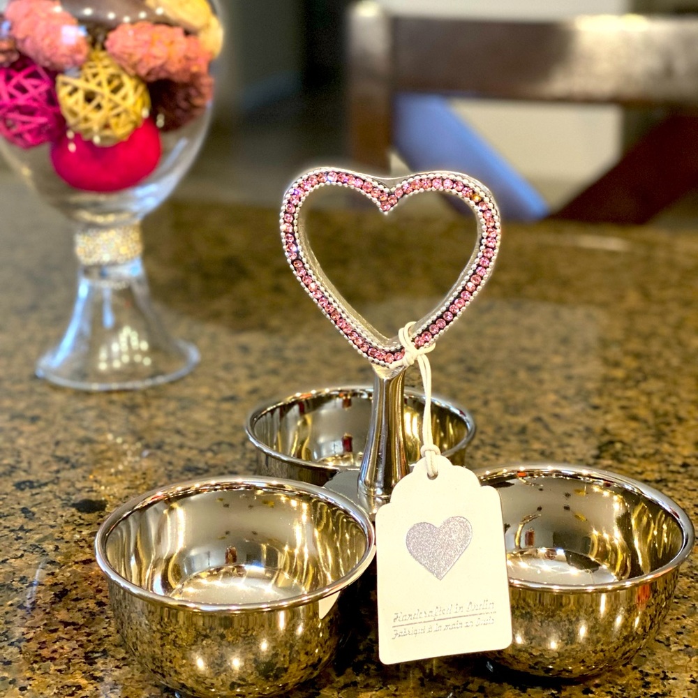 STUNNING SERVING TRAY